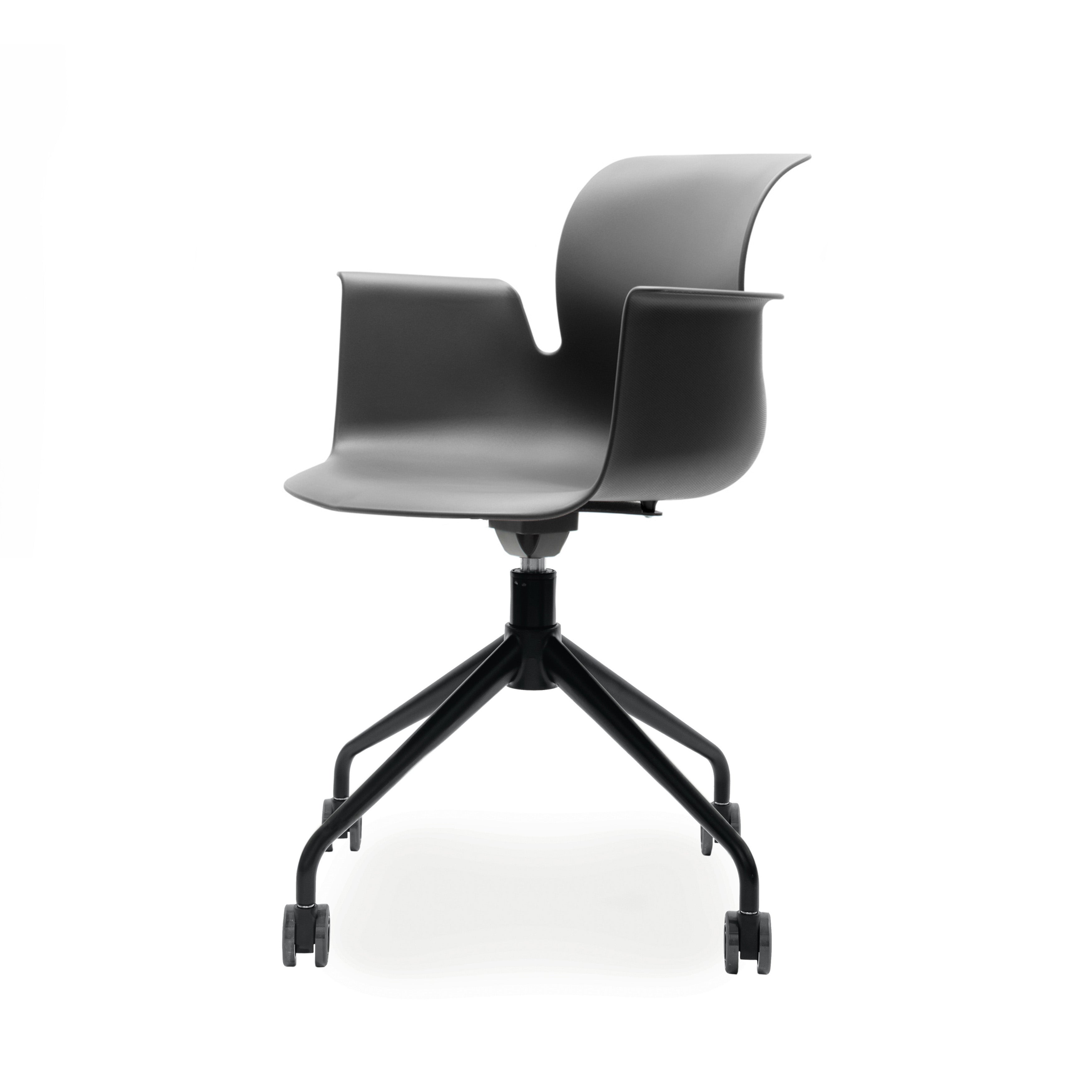 #barva_grafitově černá