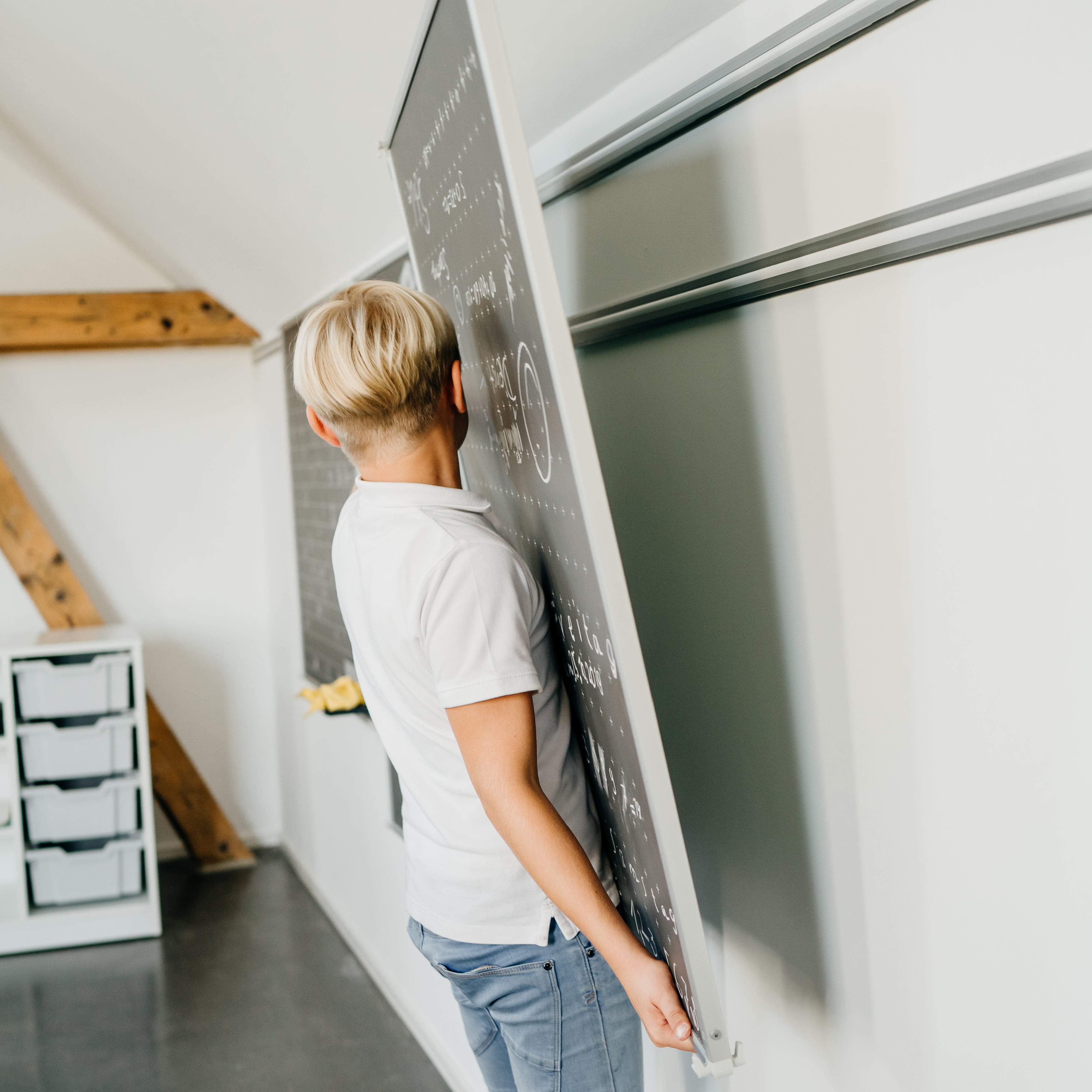MOVING BOARD Bílá tabule / křídová tabule