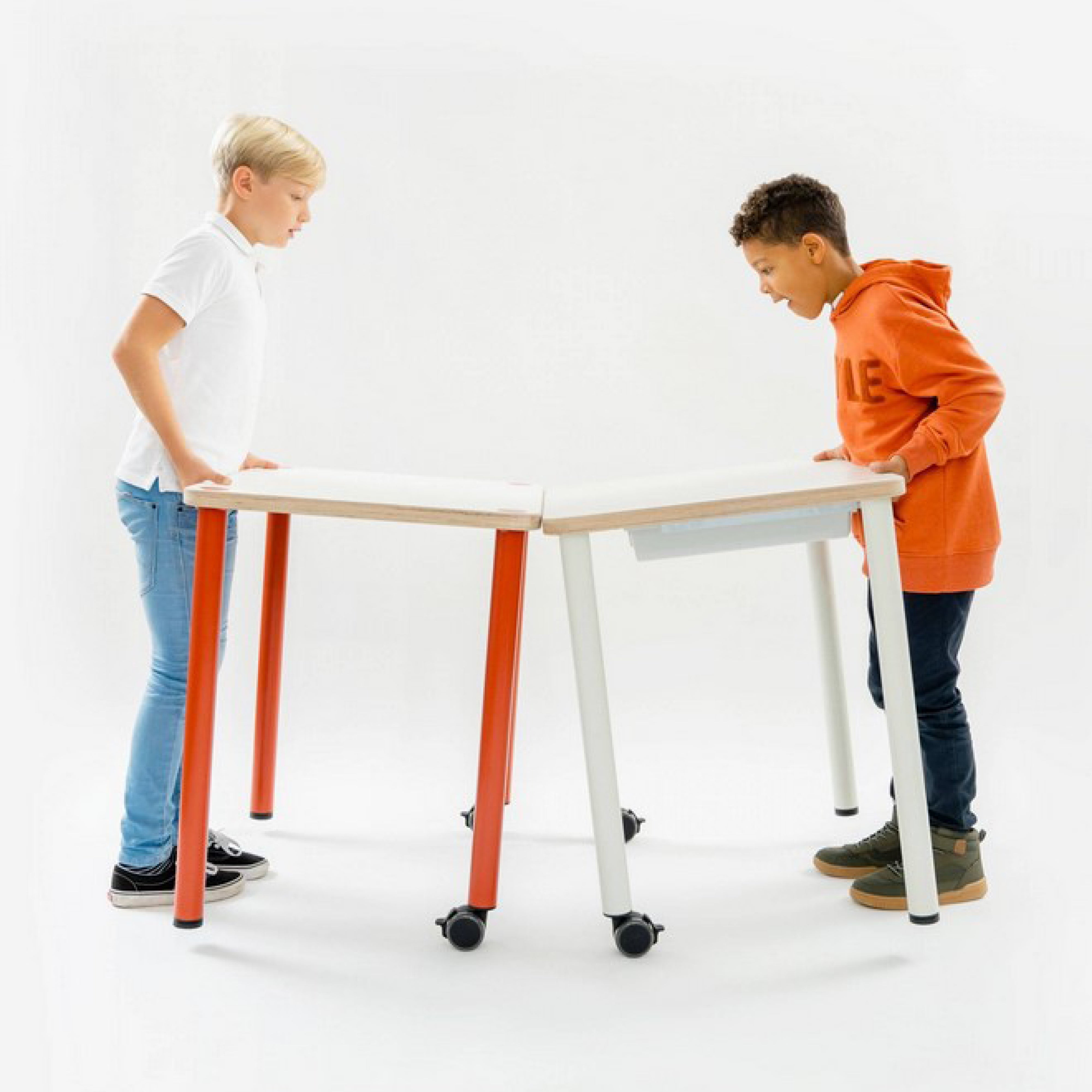 FLEX TABLE Pětiúhelníkový